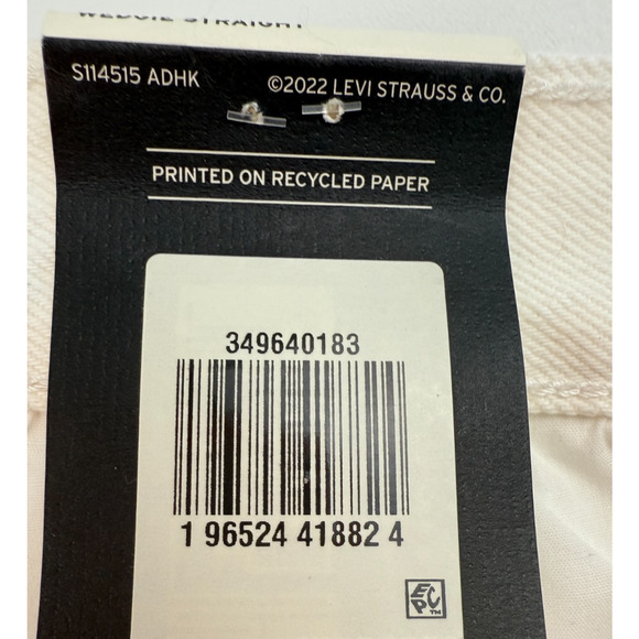 Levi's Premium Women Wedgie Straight Fit High Rise Jeans 30x28 White NWT - Picture 10 of 13